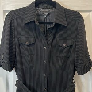TAHARI Arthur S. Levine Essentials Button Down Mini Dress PinStripe. Size 10